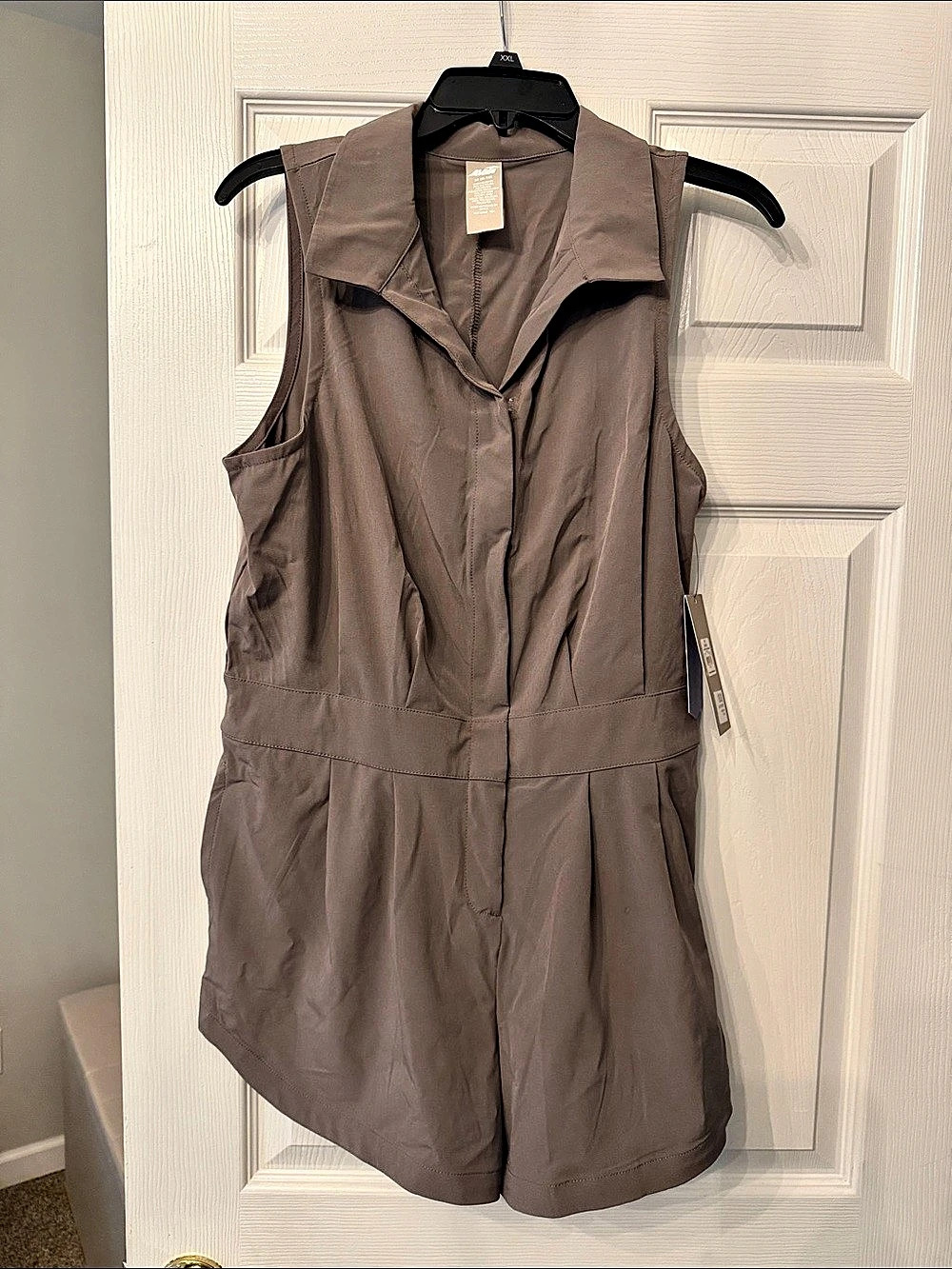 AVIA Stretch Woven Romper Brown Medium NWT